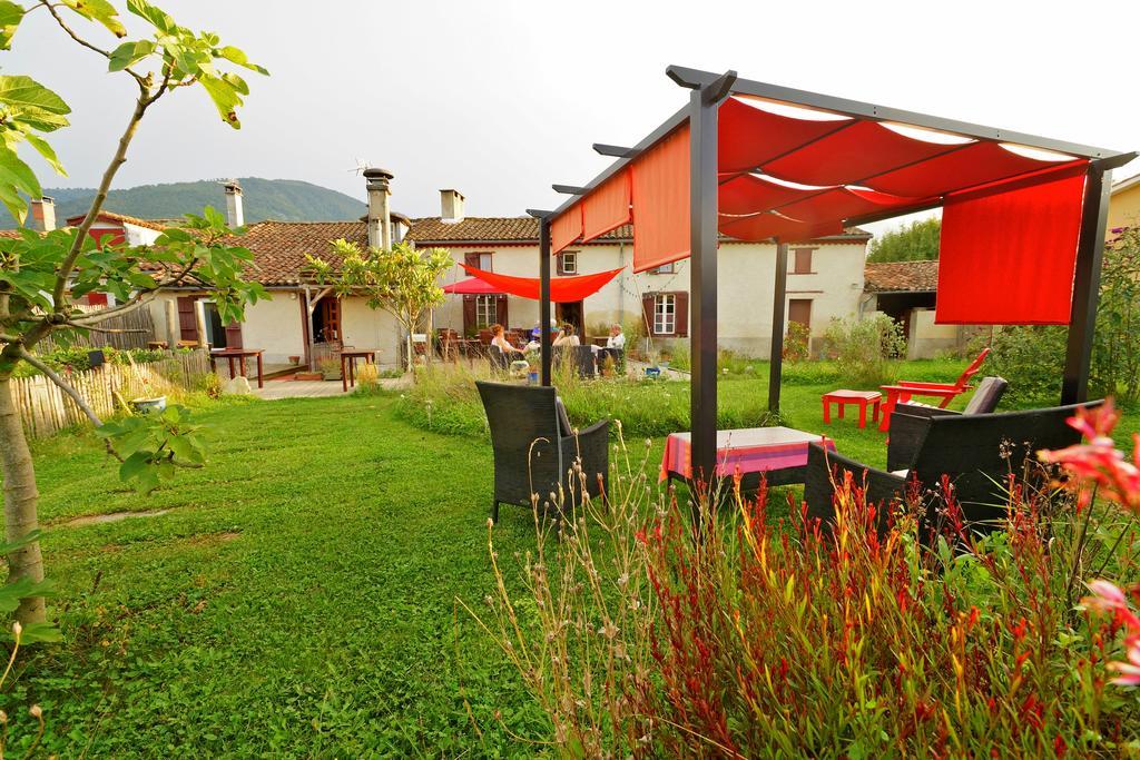 Logis Restaurant La Barguillere 2* Saint-Pierre-de-Rivière