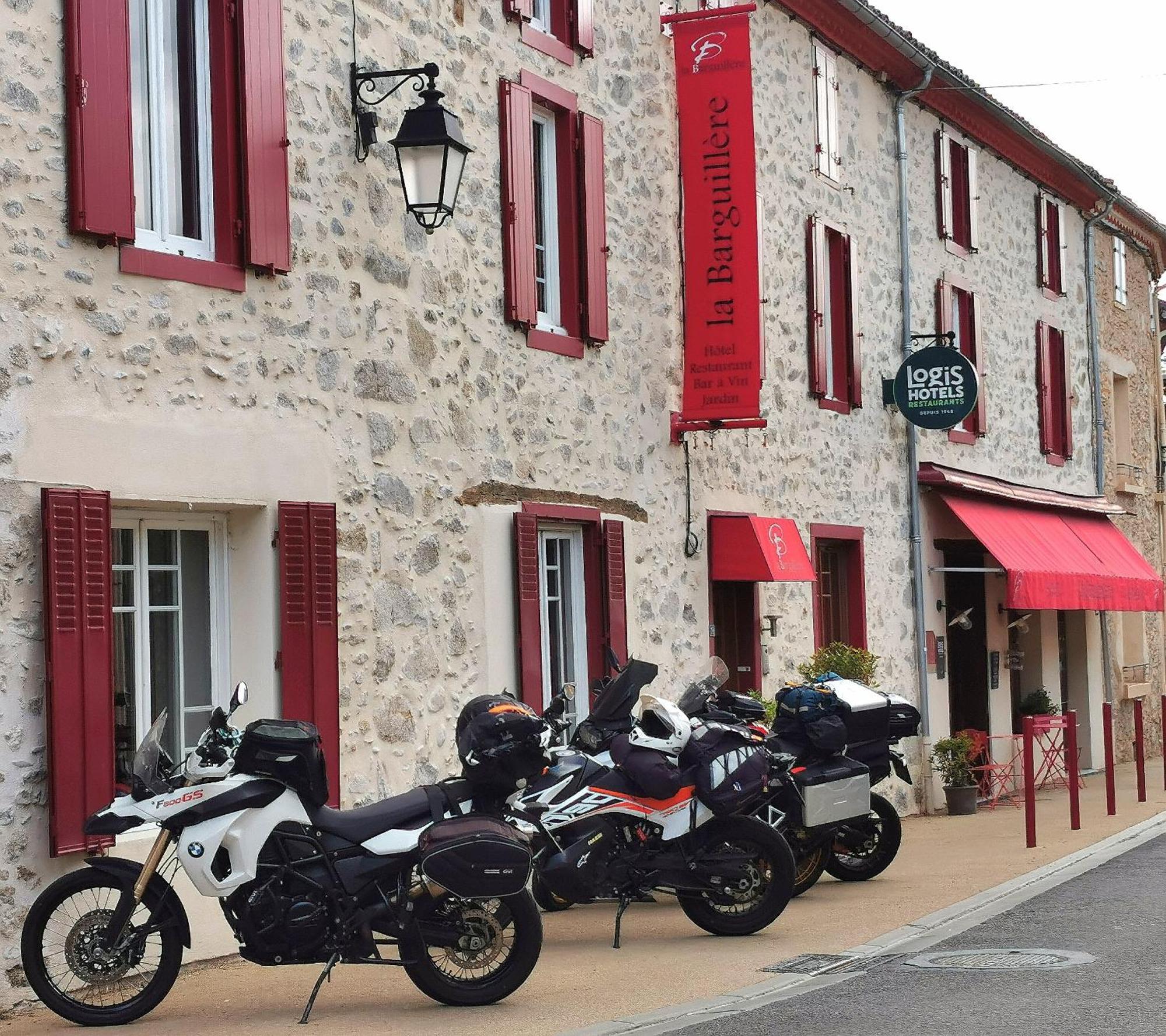 Logis Restaurant La Barguillere 2* Saint-Pierre-de-Rivière
